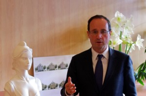 François Hollande François Hollande accorde un entretien au Bondy Blog