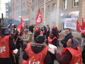 photo1 300x225 Bravo aux femmes qui se sont mobilisées pour leurs conditions de travail